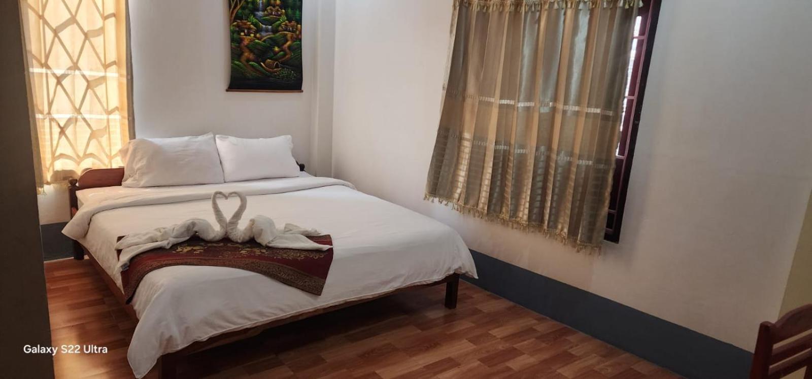 Thip Phavanh Guesthouse Muang Pakbèng Екстериор снимка