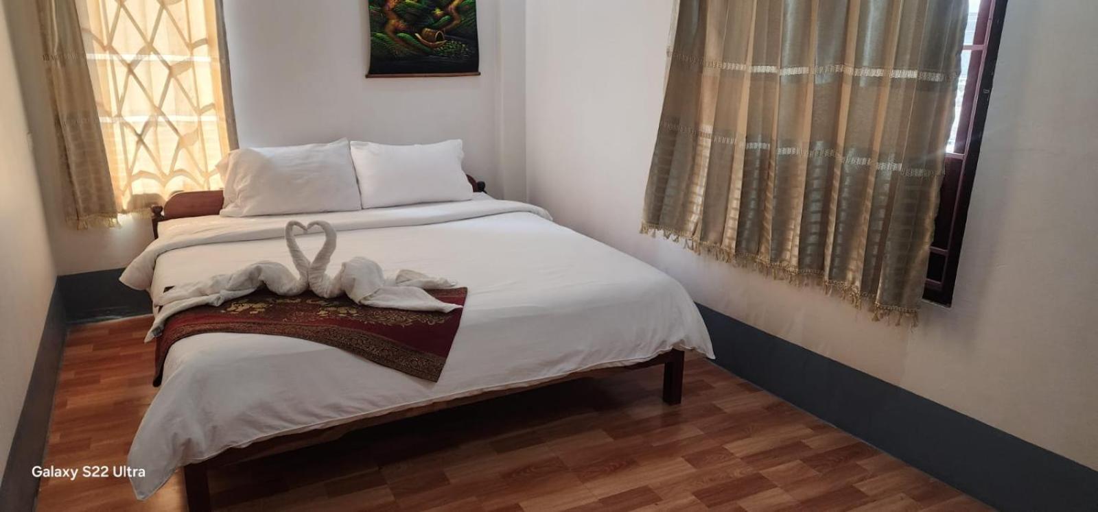 Thip Phavanh Guesthouse Muang Pakbèng Екстериор снимка